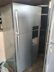 Offer offer 

peti sejuk 2 pintu LG elok lagi