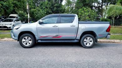 Toyota Hilux G in Puchong, KUL