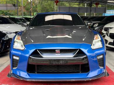 Nissan GTR BLACK EDITION in Desa Petaling, KUL