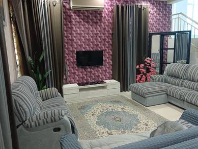 Semi-Detached House For Rent in Cheng,MLK