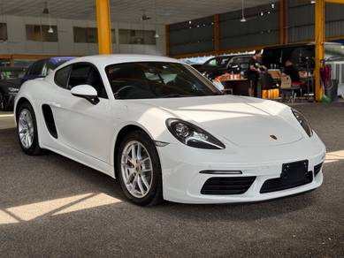 Porsche 718 CAYMAN in Old Klang Road, KUL