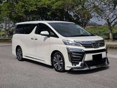 Toyota Vellfire ZG in Sungai Besi, KUL