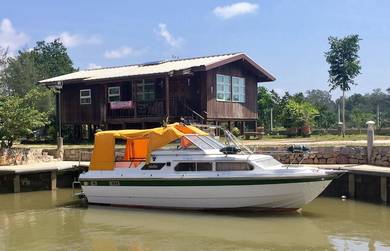HEIKA – 25' Cabin Cruiser by Windy for Sale