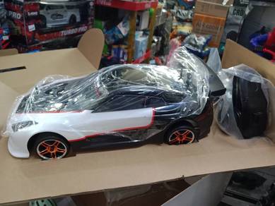 RC car skyline GTR R35 brusless car 100kmh speed