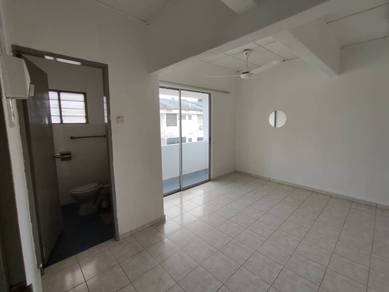Apartment For Sale in Kota Laksamana Utama Apartment