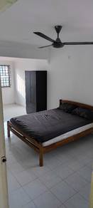 Room in Ulu Tiram, JHR