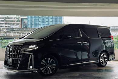 Toyota Alphard SC in Damansara, KUL