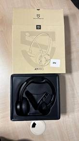 Headphone