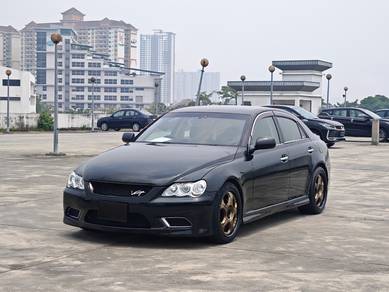 Toyota Mark X in Bandar Puteri Puchong, SGR