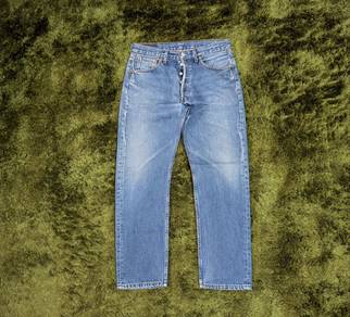 Levi’s 501 sz 33.:.:.