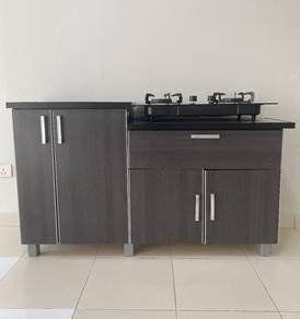 Kitchen Kabinet & Stove