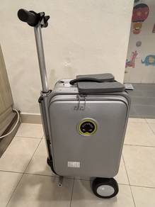Airwheel SE3S brand new with warranty