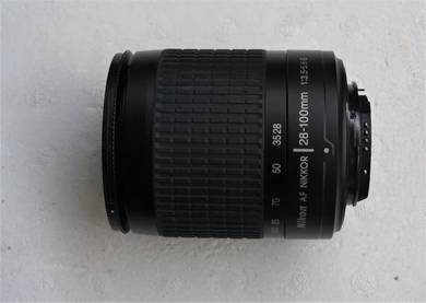 Nikon AF 28-100mm F/3.5-5.6 G Lens