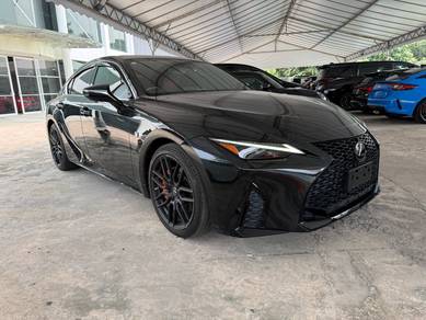 Lexus IS 300 F SPORT MODE BLACK in Bandar Puteri Puchong, SGR