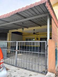 1-storey Terraced House For Sale in Banting,SGR