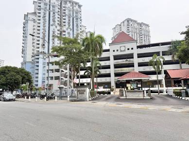 Condominium For Sale in Ridzuan Condominium