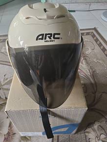 Helmet ARC