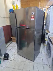 LG Fridge freezer 2door good condition 