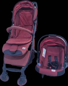 stroller and car seat