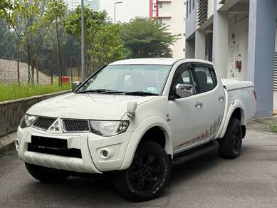 Mitsubishi Triton RA in Cheras, KUL