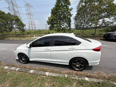 Honda city GM6