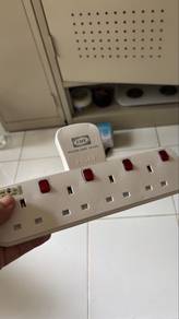 [SIRIM] LMX 4 Gang Socket Adaptor