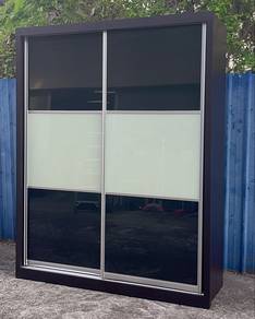 Wardrobe 6”5 ft x 8 ft / Almari Baju Besar