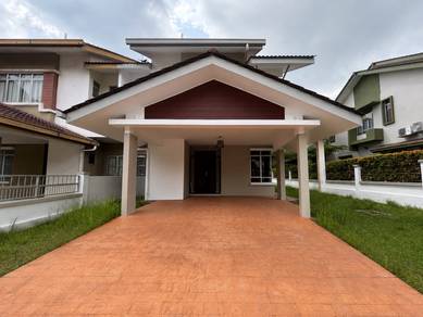 Semi-Detached House For Sale in Kota Emerald,SGR