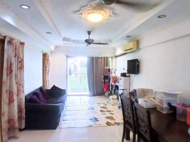 Apartment For Sale in Suria Avenue Apartment