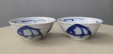 Oriental rice bowl blue fish motiff 2