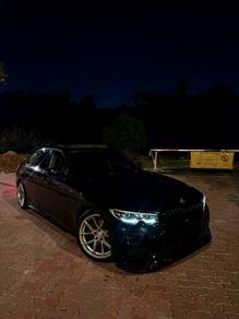 BMW 330Li 30Li M SPORT in Cheras, SGR