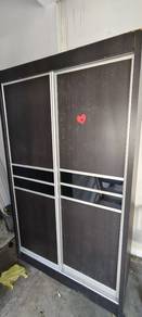 Ready Assembled 5x6.5 FT Sliding Wardrobe with Met