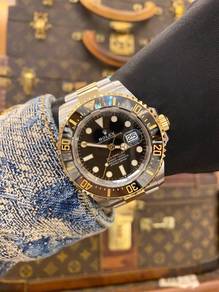 2024 Rolex Sea-dweller Half 18k 750 Yellow Gold