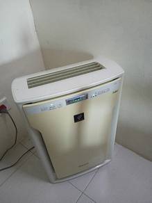 penapis udara jenama sharp