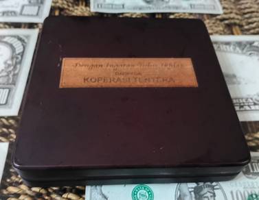 Rare Koperasi Tentera Souvenir Medallion