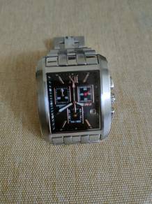 Jam Tangan Jaguar Untuk Dijual