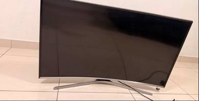 Samsung 48 inches Curved smart TV