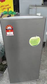 Single doorPeti Elba Sejuk Ais fridge Refrigerator