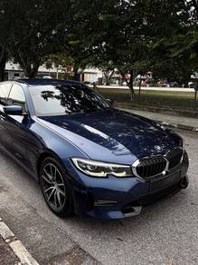 BMW 320i 20i SPORT in Butterworth, PNG