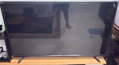 expose Android TV 50 inchi