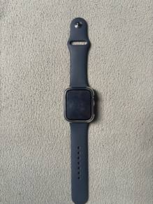 Apple Watch SE 2 Gen