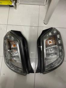 Lampu Axia Belakang