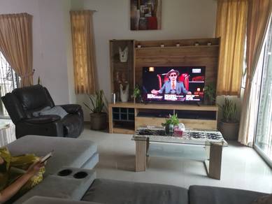 Semi-Detached House For Rent in Teluk Kumbar,PNG