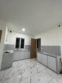 Condominium For Sale in Quay West Residence