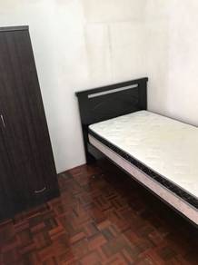 Room in Puchong, SGR