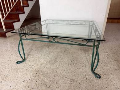 Vintage coffee table