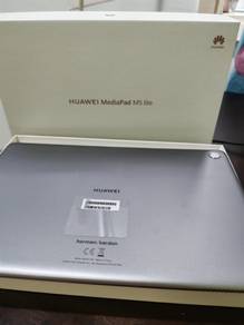 Huawei MediaPad M5 Lite 10.1” (3GB RAM / 32GB ROM)