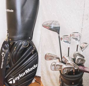 TaylorMade Golf Set (Japan 4) + 🩵🩵 Free New Bag
