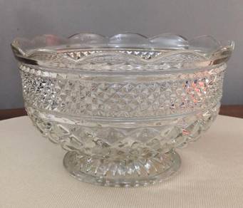 Wexford round bowl wavy top