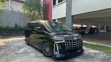 Toyota Alphard SC in Desa Petaling, KUL